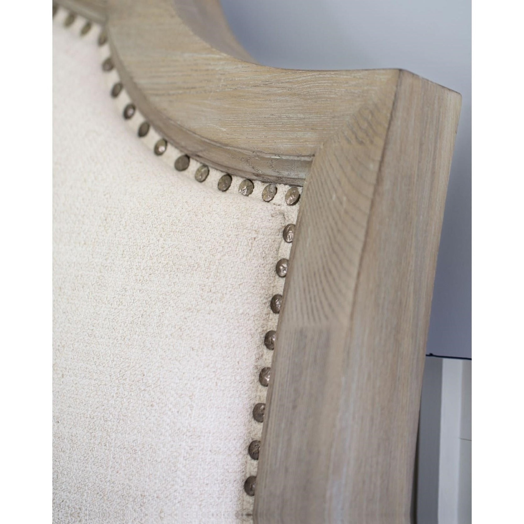 Bernhardt Santa Barbara 385H64, 385FR64 Transitional Queen Upholstered